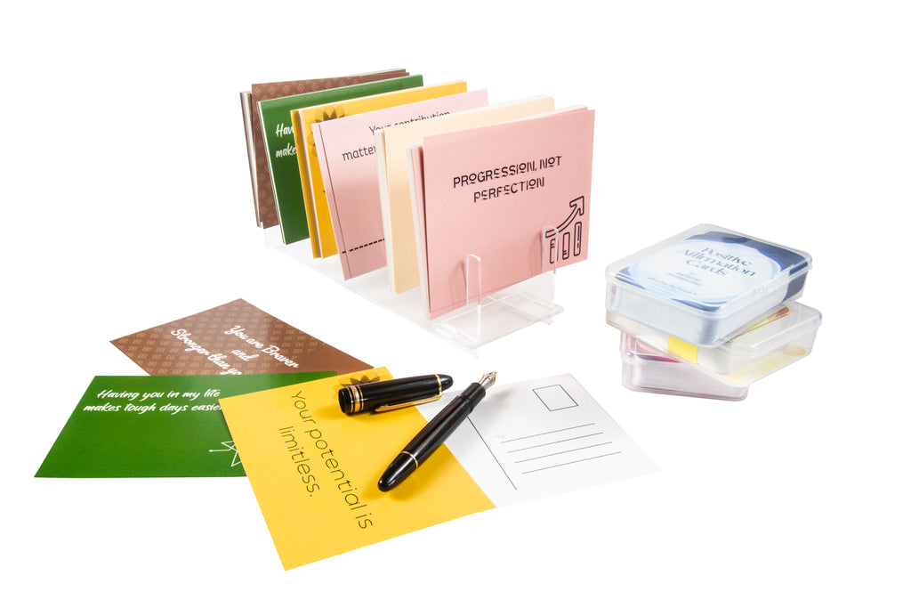 200 Postcard Bundle